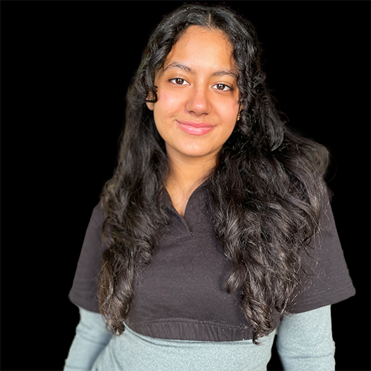 Aavani Otero head shot