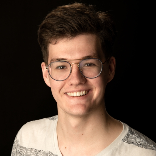 Avery Daniel head shot