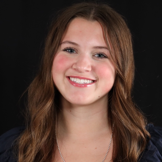 Lily Brooks* head shot