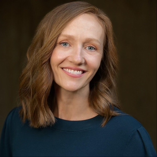 Michelle headshot