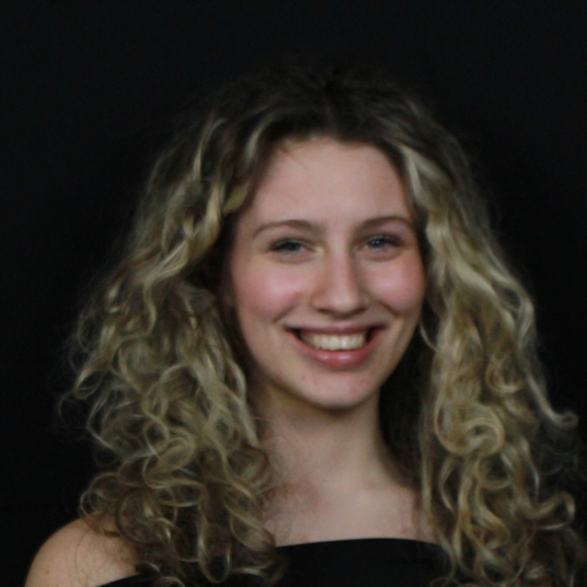 Lexi Kochanowicz head shot