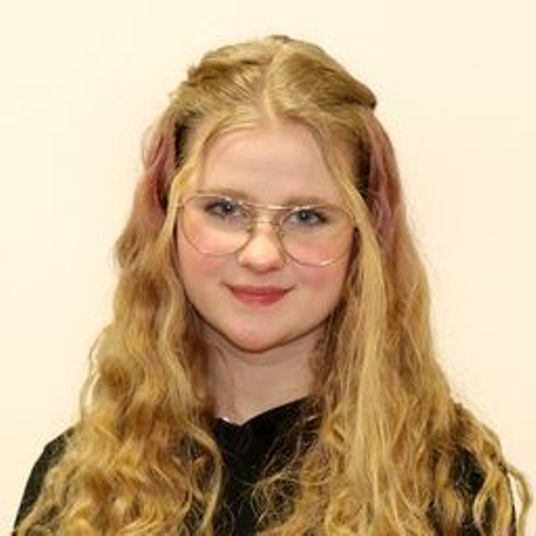 Alexis Garner head shot