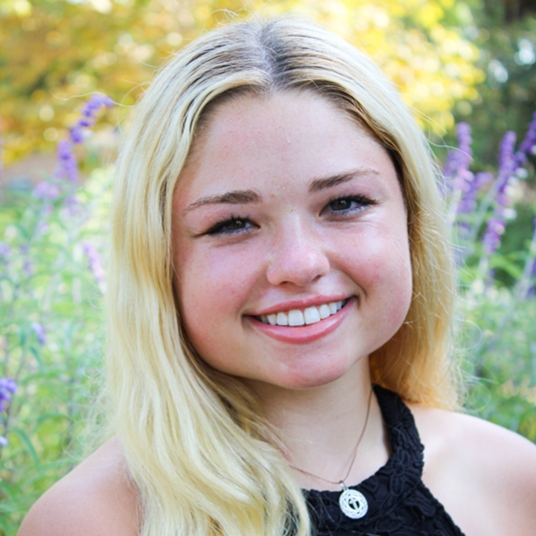 Victoria Champine head shot