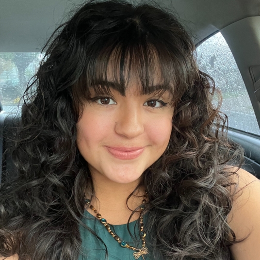 Makaela Ruiz head shot