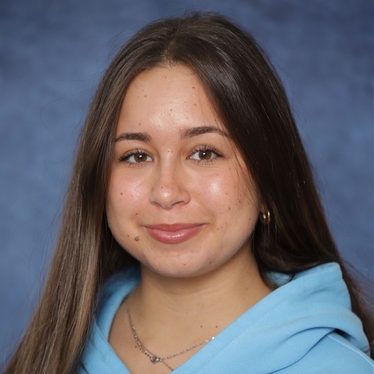 Izzie Gately head shot