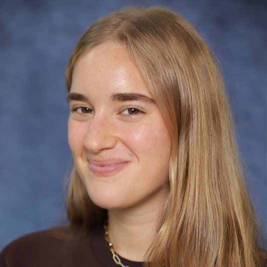 Eden Pardau head shot