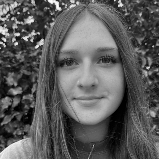 Kira Brodsky head shot