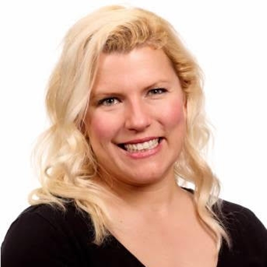 Emily Carmadelle head shot