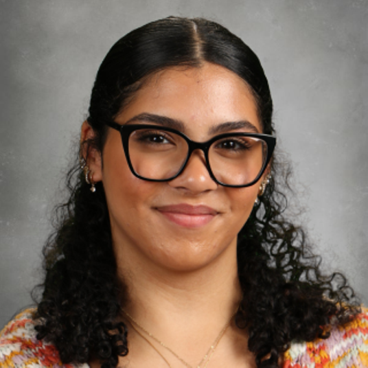 Maia Chin (Stage Crew) head shot