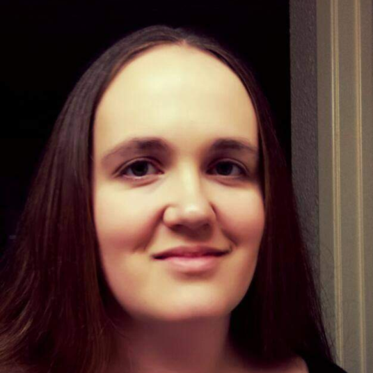 Amanda Leazenby Bruce head shot
