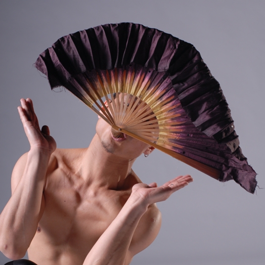 KUN-YANG LIN/DANCERS (KYL/D) head shot