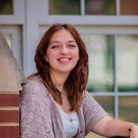 Zoe Kidd head shot