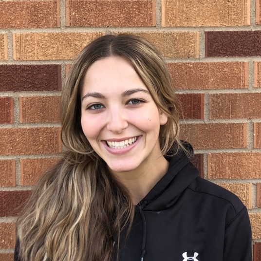 Shelbi Wilson+ head shot