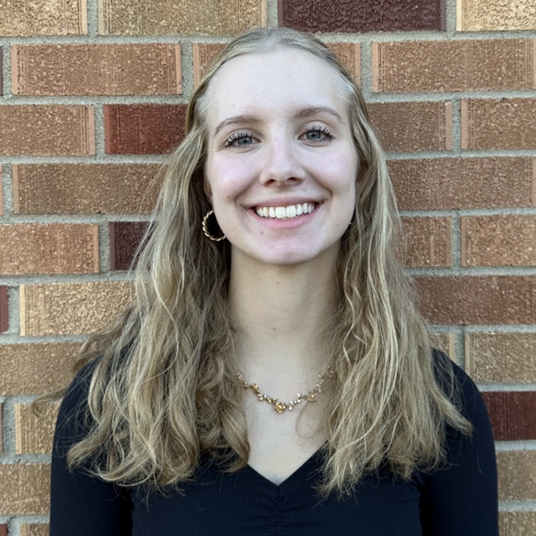 Kaitlyn Carson+ head shot