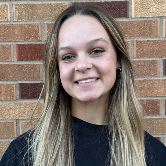 Avery DuVall head shot