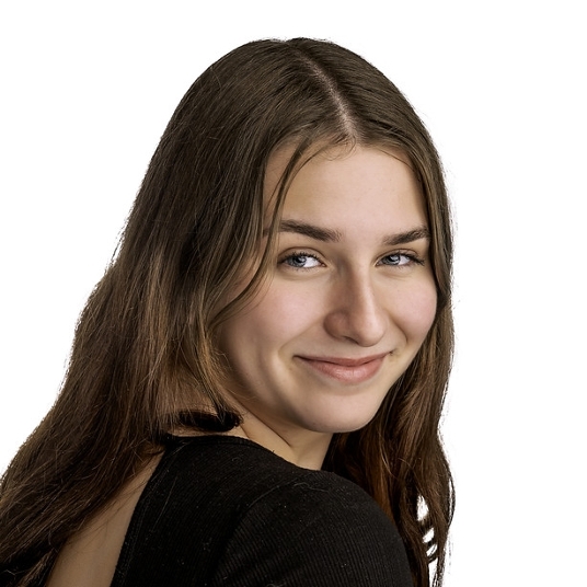 Lila Halleran head shot