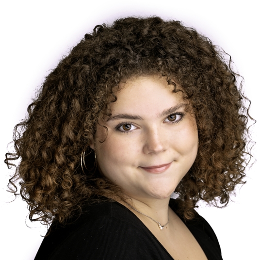 Lily Simpson head shot