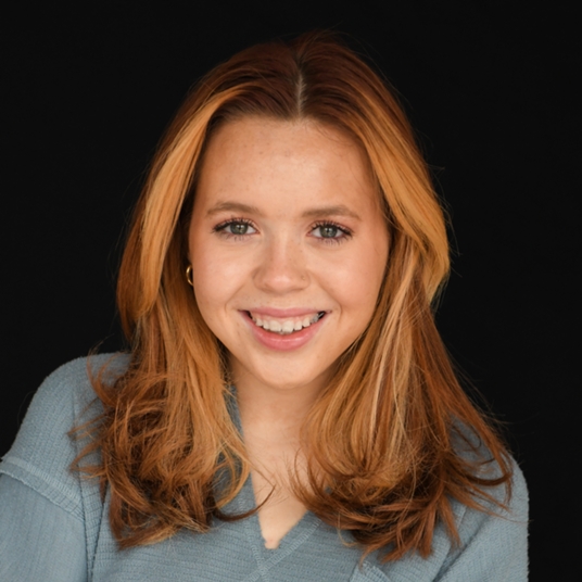 Caroline Honeycutt head shot
