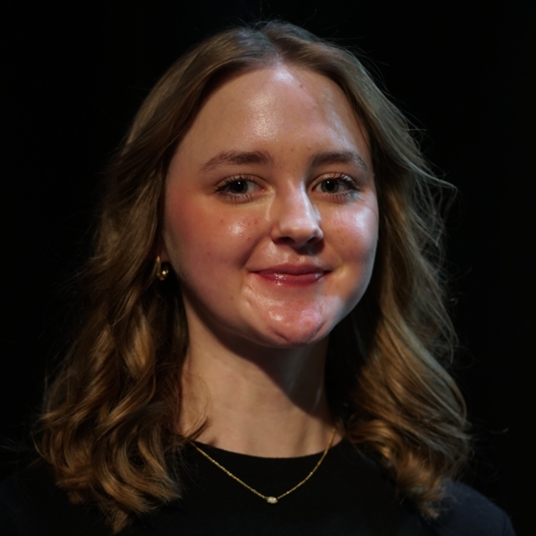 Emily Watts head shot