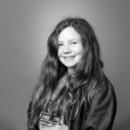 Ella Friedman head shot