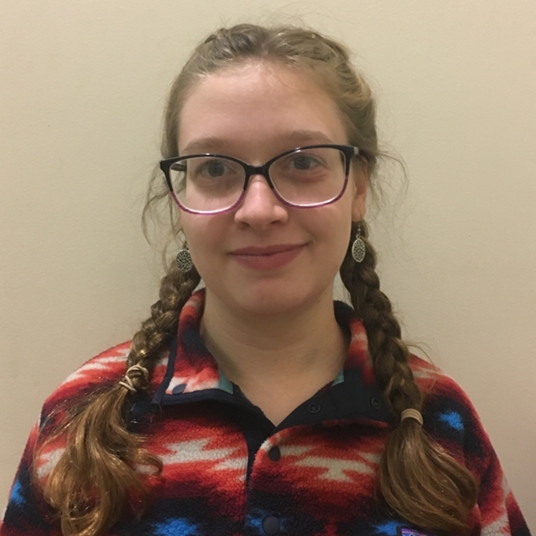 Chloe Koch head shot