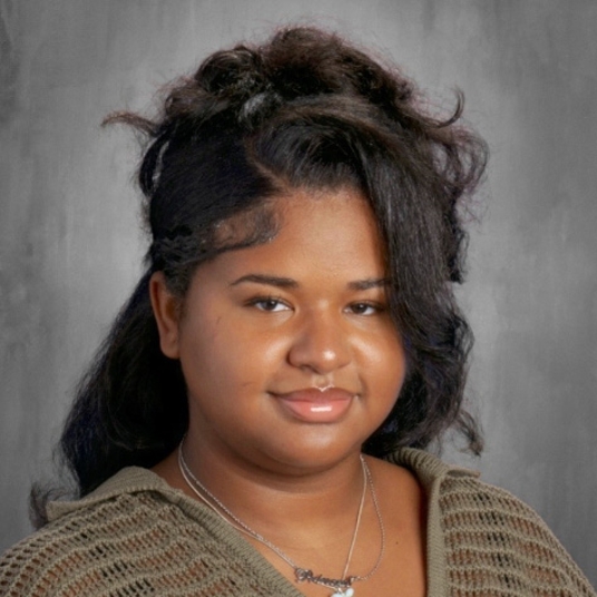Ambar Guzman head shot