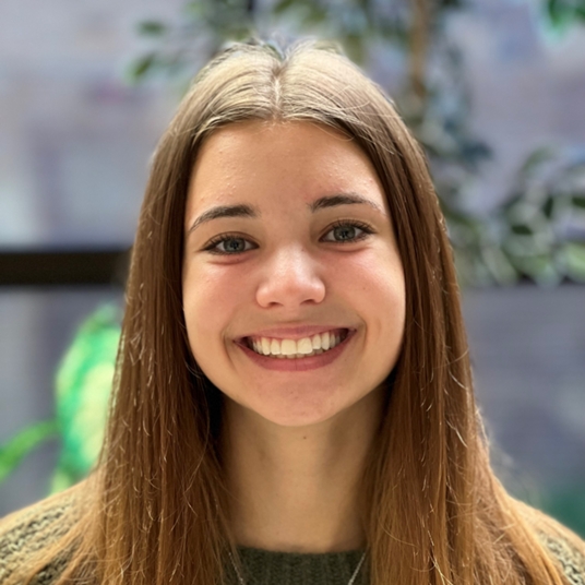 Elly Bruner head shot