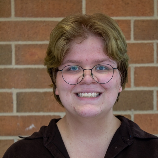 Emily Weihofen head shot