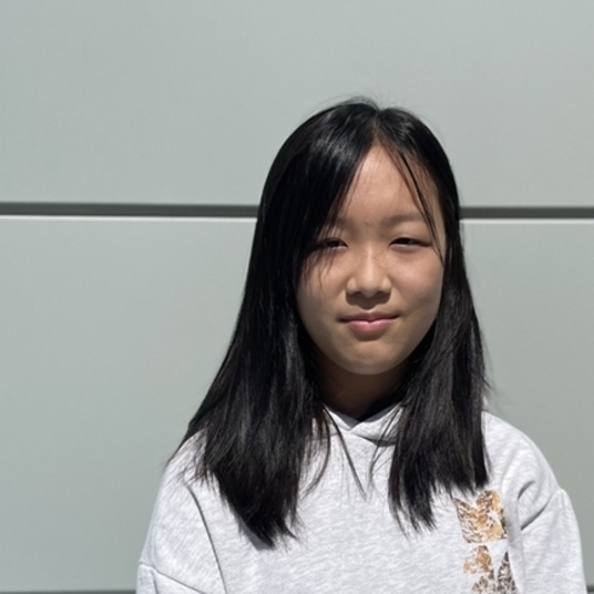 Luna Chen head shot