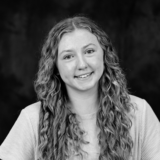 Olivia Brewer ❖ head shot