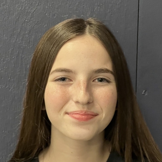 Claire Campbell as Allana head shot