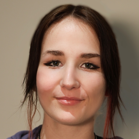 Charlotte Price head shot