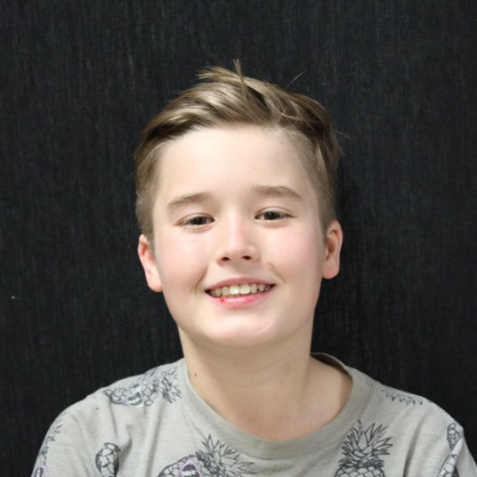 Lucas Bell as Young Shrek & Old Knight head shot