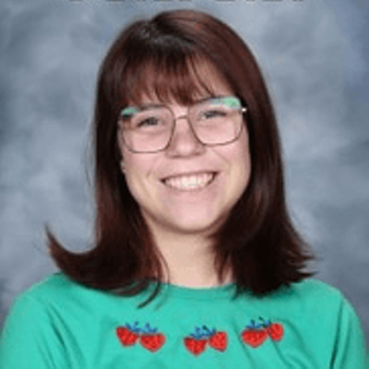 Rylie Rapp / LHS / 12 head shot