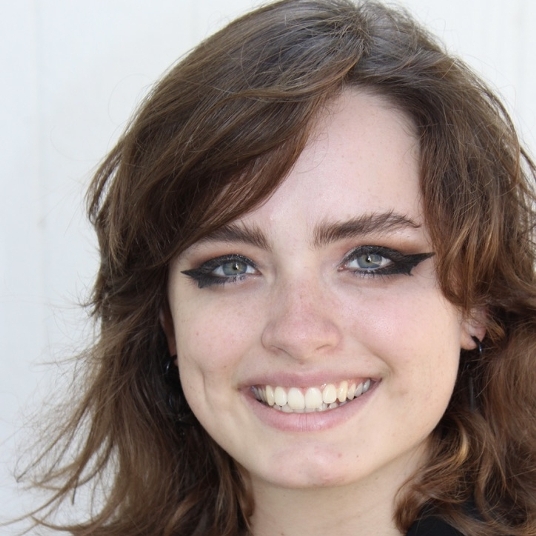 Sophie Littig* head shot