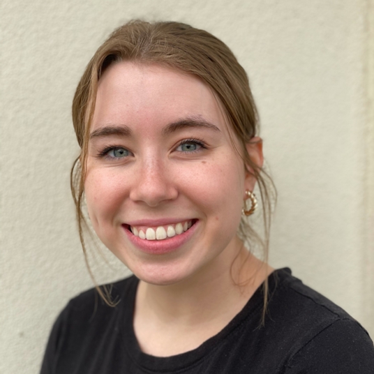 Bailey Desselles head shot