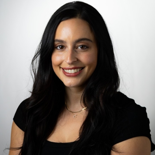 Christina Andreoni head shot