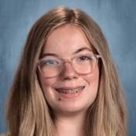 Cailey Calhoun head shot