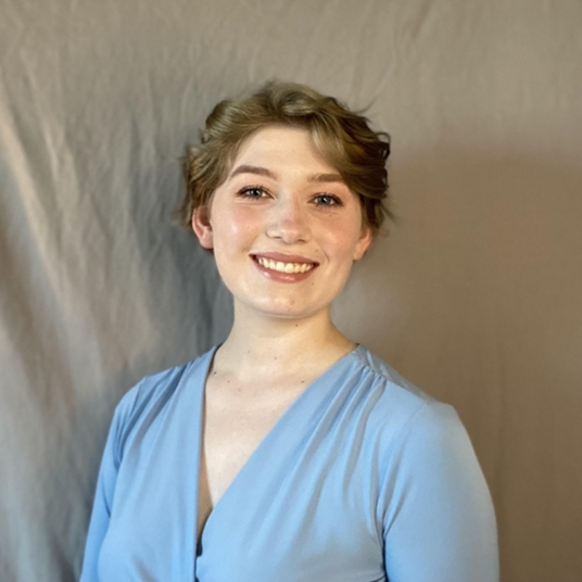 Brenna Petersen head shot