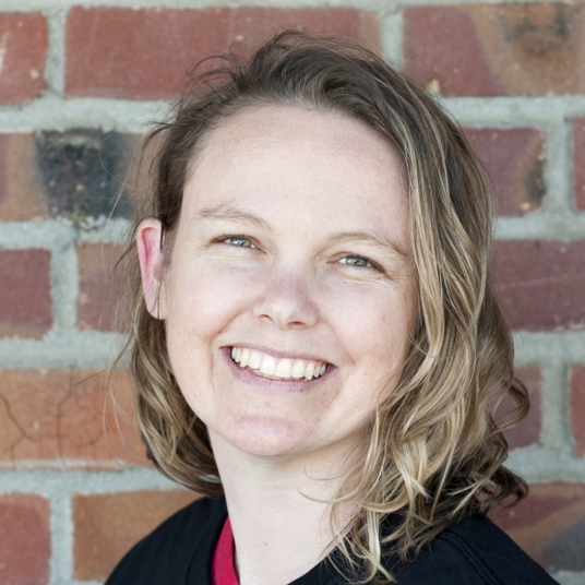 Dani Howard head shot