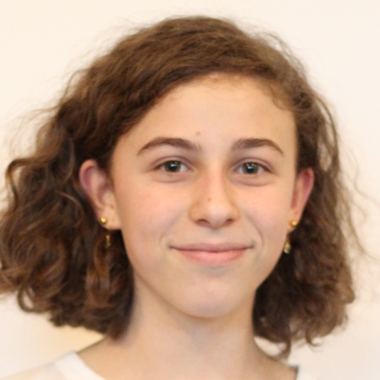 LUISA NAHR head shot