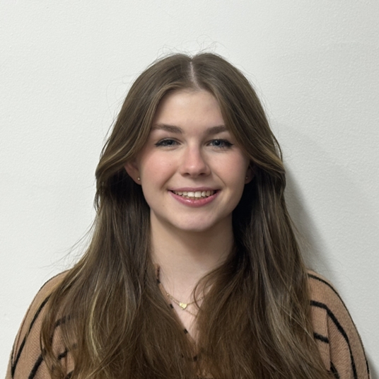 Mirabelle Elliott^ head shot