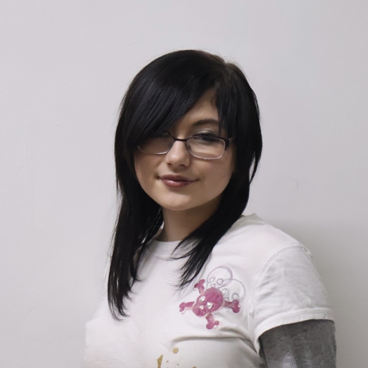 Paige Petruzziello^ head shot