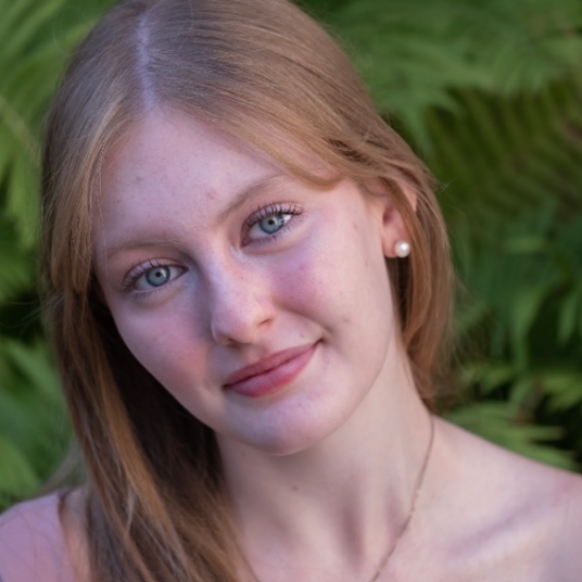 Ellie Haynes head shot