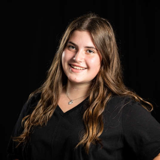 Alyssa Abate '24 head shot