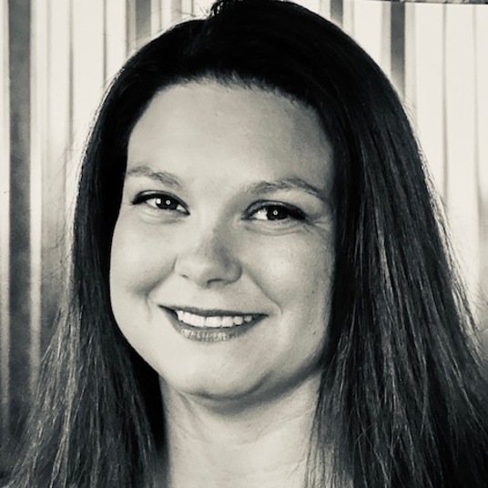 Amanda Cypert head shot