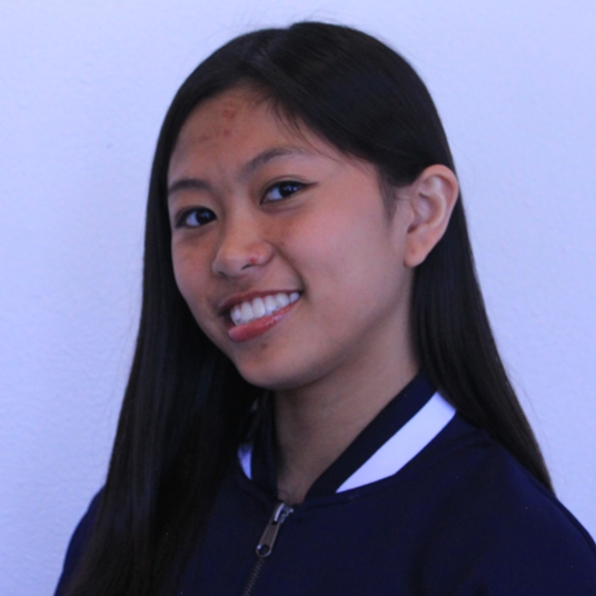 L. Joie De La Rosa head shot