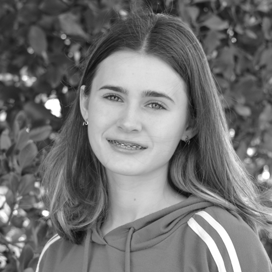 Amelia Horton head shot