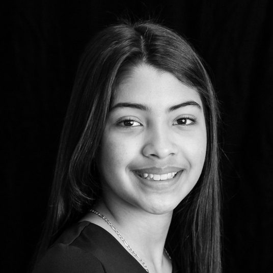 Mione Breton head shot