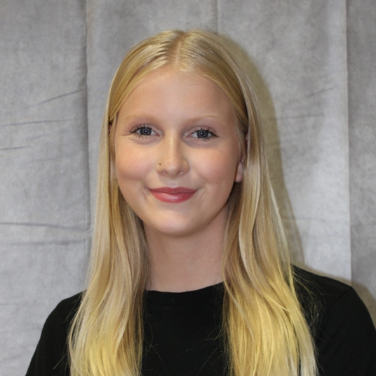 Grace Zweckbronner head shot